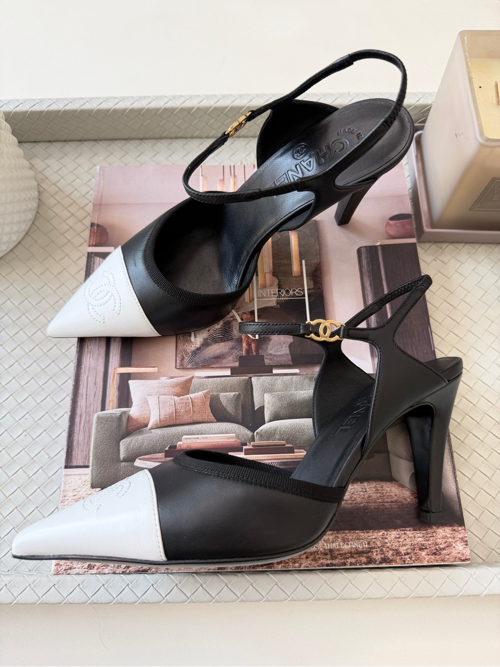 CHANEL SS 2026 BLAZY BLACK WHITE CAP TOE LEATHER HEELS SLINGBACK SHOES PUMPS - Picture 12 of 17